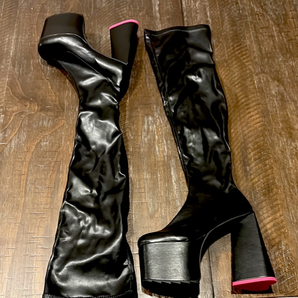 La Moda Black Platform Knee-High Boots with Heart-Shaped Pink Heels. Never worn!